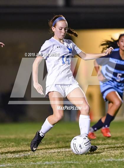 Thumbnail 2 in Johnson vs MacArthur [Douglas] photogallery.