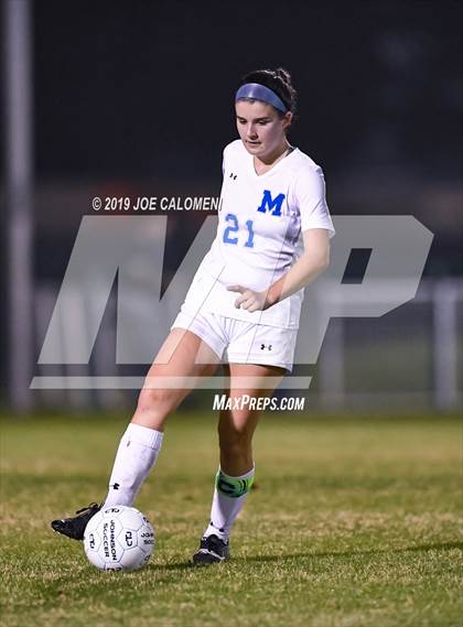 Thumbnail 3 in Johnson vs MacArthur [Douglas] photogallery.
