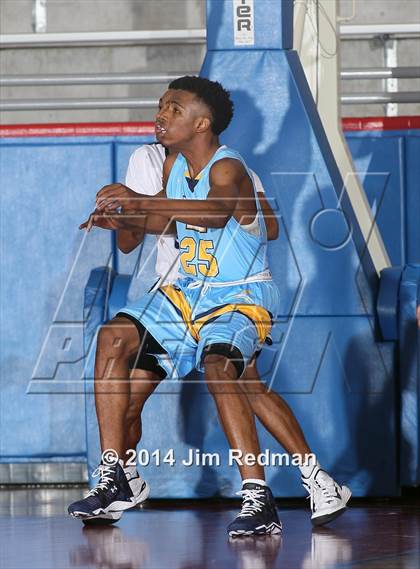 Thumbnail 2 in Putnam City West @ Seguin (Thanksgiving Hoopfest) photogallery.