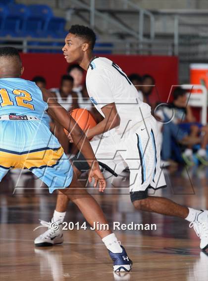 Thumbnail 1 in Putnam City West @ Seguin (Thanksgiving Hoopfest) photogallery.