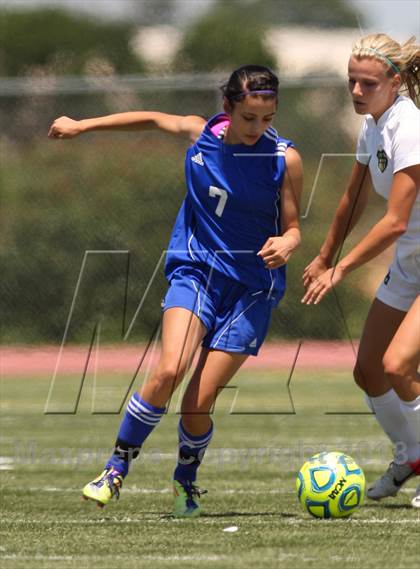Thumbnail 3 in Benicia vs. Rio Americano (CIF SJS D3 Final) photogallery.