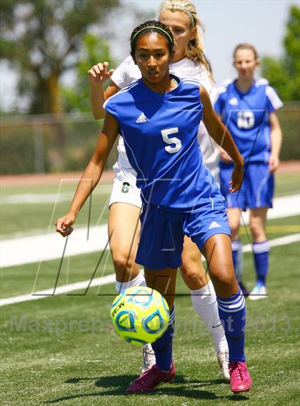 Thumbnail 2 in Benicia vs. Rio Americano (CIF SJS D3 Final) photogallery.