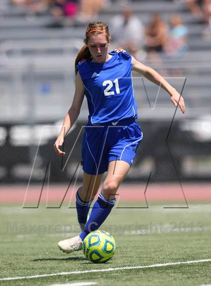 Thumbnail 2 in Benicia vs. Rio Americano (CIF SJS D3 Final) photogallery.