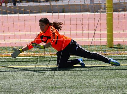 Thumbnail 1 in Benicia vs. Rio Americano (CIF SJS D3 Final) photogallery.
