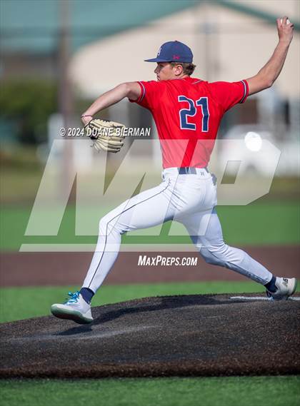 Thumbnail 2 in Lewisburg vs. Chiles photogallery.