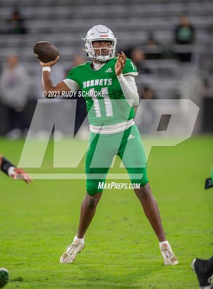 Thumbnail 2 in Granite Hills vs. Lincoln (CIF SDS Open Division Championship) photogallery.
