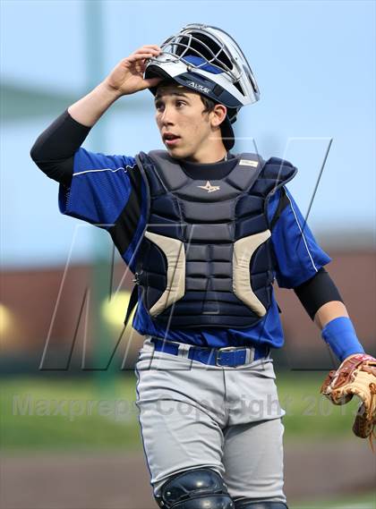 Thumbnail 2 in Gibault Catholic vs Columbia photogallery.