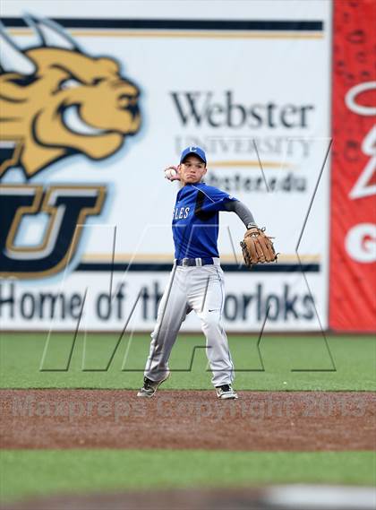 Thumbnail 1 in Gibault Catholic vs Columbia photogallery.