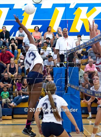 Thumbnail 2 in Lakewood @ Millikan photogallery.