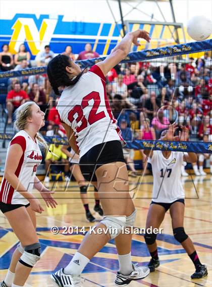 Thumbnail 3 in Lakewood @ Millikan photogallery.