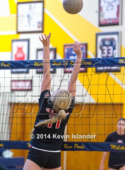Thumbnail 3 in Lakewood @ Millikan photogallery.