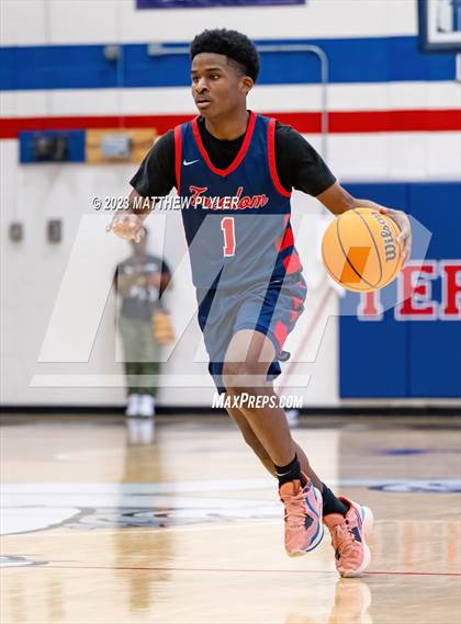 Thumbnail 3 in Freedom Christian Academy vs. Pine Forest (MLK Dream Jam at Terry Sanford) photogallery.