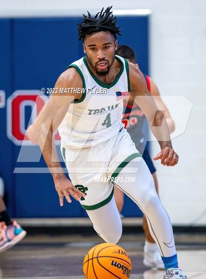 Thumbnail 2 in Freedom Christian Academy vs. Pine Forest (MLK Dream Jam at Terry Sanford) photogallery.
