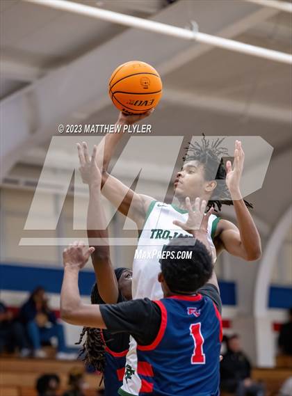 Thumbnail 2 in Freedom Christian Academy vs. Pine Forest (MLK Dream Jam at Terry Sanford) photogallery.