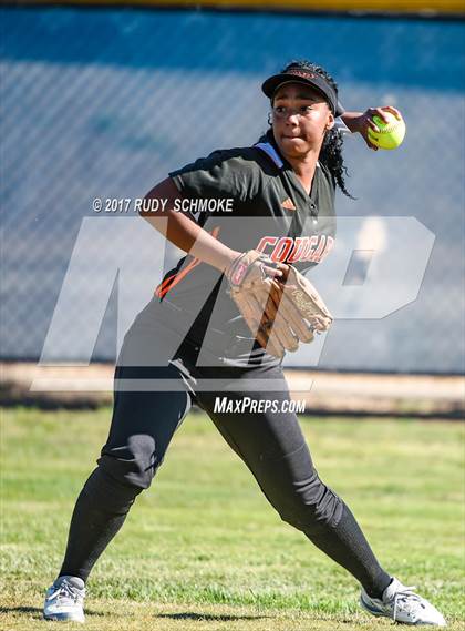 Thumbnail 1 in Escondido @ Ramona photogallery.