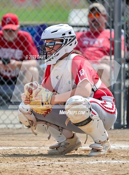 Thumbnail 1 in Edgewood-Colesburg vs Davenport West (West Delaware Invitational) photogallery.