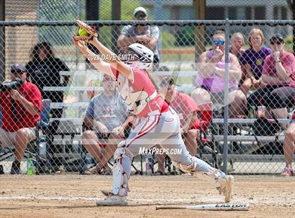 Thumbnail 2 in Edgewood-Colesburg vs Davenport West (West Delaware Invitational) photogallery.