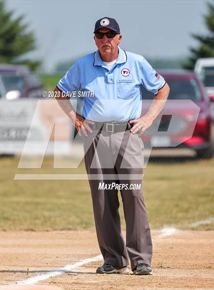 Thumbnail 2 in Edgewood-Colesburg vs Davenport West (West Delaware Invitational) photogallery.