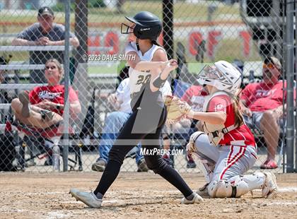 Thumbnail 1 in Edgewood-Colesburg vs Davenport West (West Delaware Invitational) photogallery.