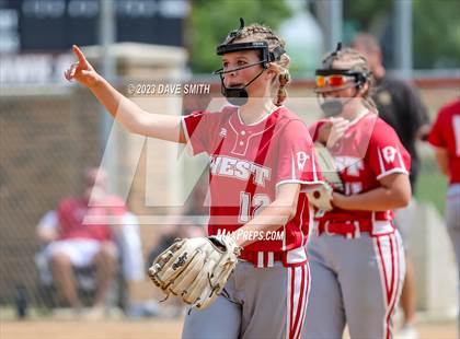 Thumbnail 3 in Edgewood-Colesburg vs Davenport West (West Delaware Invitational) photogallery.