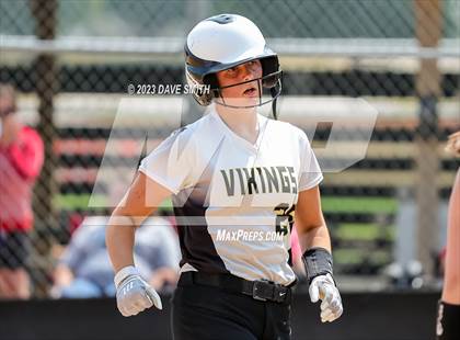 Thumbnail 1 in Edgewood-Colesburg vs Davenport West (West Delaware Invitational) photogallery.