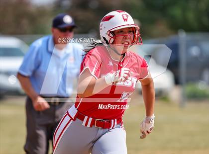 Thumbnail 1 in Edgewood-Colesburg vs Davenport West (West Delaware Invitational) photogallery.