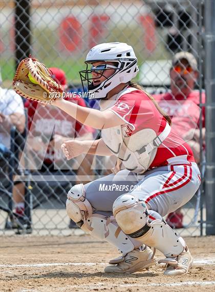 Thumbnail 3 in Edgewood-Colesburg vs Davenport West (West Delaware Invitational) photogallery.
