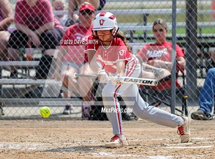 Thumbnail 2 in Edgewood-Colesburg vs Davenport West (West Delaware Invitational) photogallery.