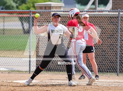 Thumbnail 3 in Edgewood-Colesburg vs Davenport West (West Delaware Invitational) photogallery.