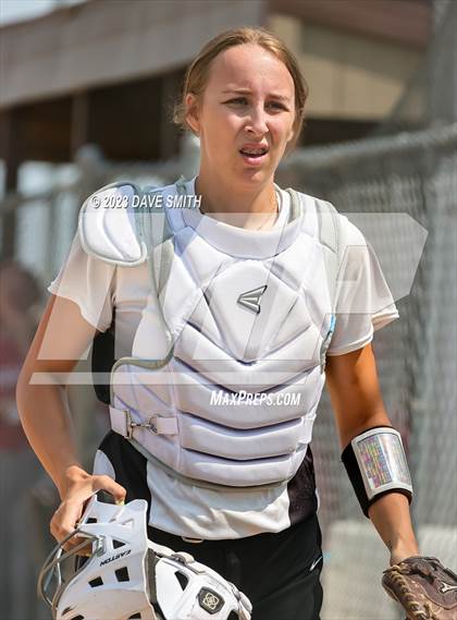 Thumbnail 1 in Edgewood-Colesburg vs Davenport West (West Delaware Invitational) photogallery.