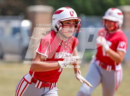 Thumbnail 2 in Edgewood-Colesburg vs Davenport West (West Delaware Invitational) photogallery.