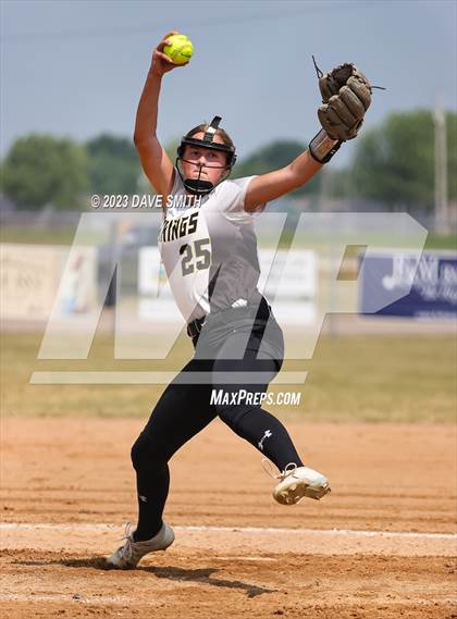 Thumbnail 3 in Edgewood-Colesburg vs Davenport West (West Delaware Invitational) photogallery.