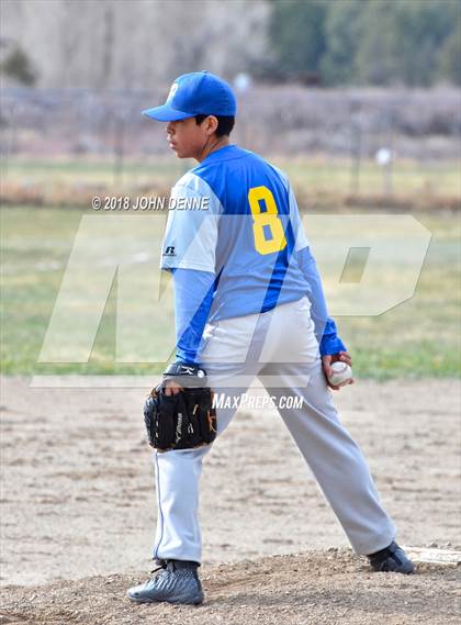 Thumbnail 2 in Questa @ Penasco photogallery.