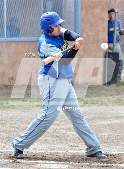 Thumbnail 1 in Questa @ Penasco photogallery.