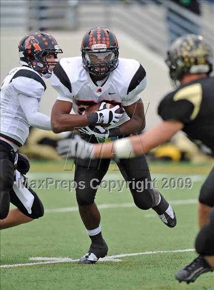 Thumbnail 2 in Denison vs. Aledo (Texas 4A D2 Semifinals) photogallery.