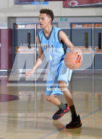 Thumbnail 3 in Sierra Vista vs. Rancho Mirage (Rancho Mirage Holiday Invitational) photogallery.