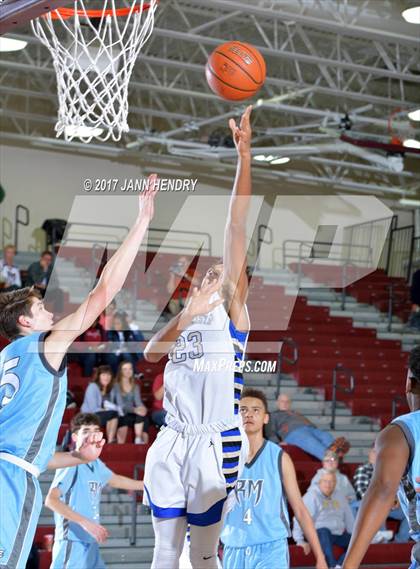 Thumbnail 1 in Sierra Vista vs. Rancho Mirage (Rancho Mirage Holiday Invitational) photogallery.