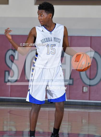 Thumbnail 3 in Sierra Vista vs. Rancho Mirage (Rancho Mirage Holiday Invitational) photogallery.