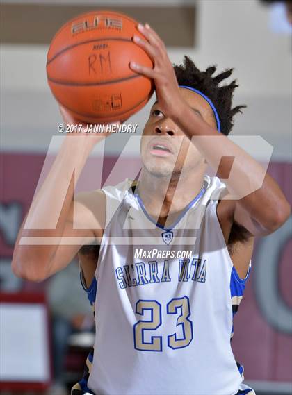Thumbnail 2 in Sierra Vista vs. Rancho Mirage (Rancho Mirage Holiday Invitational) photogallery.