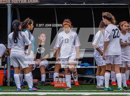 Thumbnail 2 in Alvin JV Orange vs Flear Falls JV photogallery.