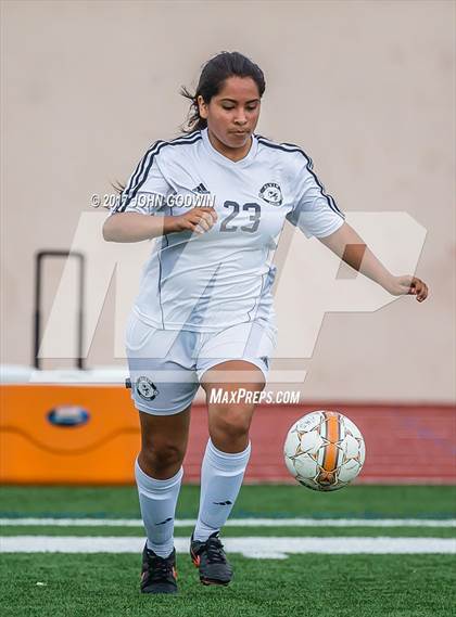 Thumbnail 3 in Alvin JV Orange vs Flear Falls JV photogallery.