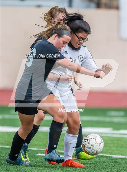 Thumbnail 3 in Alvin JV Orange vs Flear Falls JV photogallery.