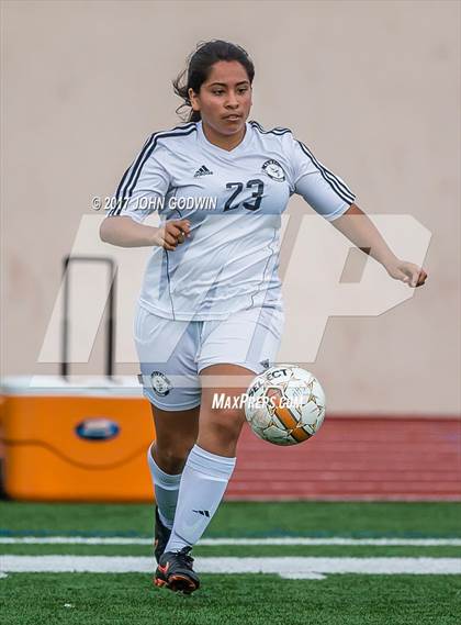 Thumbnail 2 in Alvin JV Orange vs Flear Falls JV photogallery.