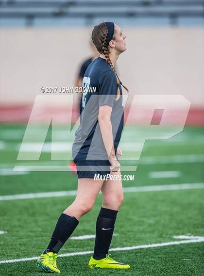 Thumbnail 3 in Alvin JV Orange vs Flear Falls JV photogallery.