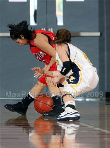 Thumbnail 1 in Santa Clara vs. Bellarmine-Jefferson (CIF SS D5-A Final) photogallery.