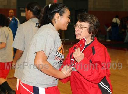 Thumbnail 1 in Santa Clara vs. Bellarmine-Jefferson (CIF SS D5-A Final) photogallery.