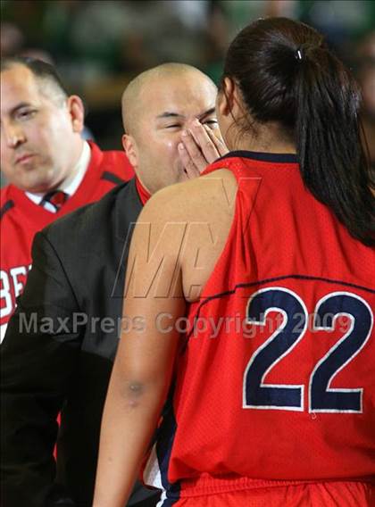 Thumbnail 1 in Santa Clara vs. Bellarmine-Jefferson (CIF SS D5-A Final) photogallery.