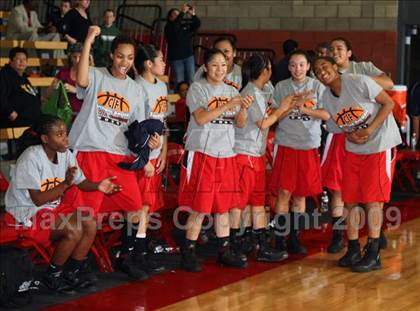 Thumbnail 1 in Santa Clara vs. Bellarmine-Jefferson (CIF SS D5-A Final) photogallery.