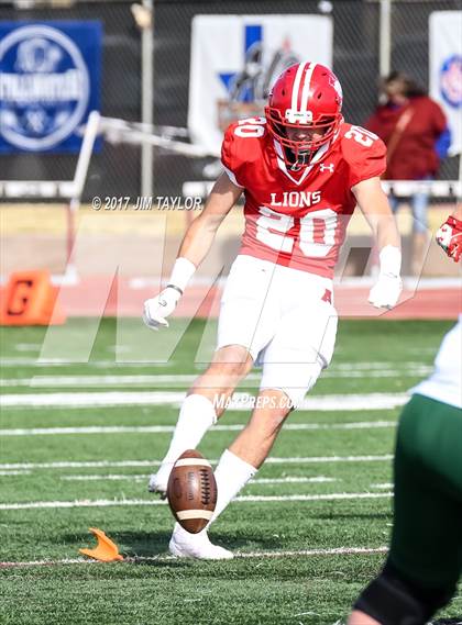 Thumbnail 2 in Albany vs. Santo (UIL 2A Region 2 Area Playoff) photogallery.
