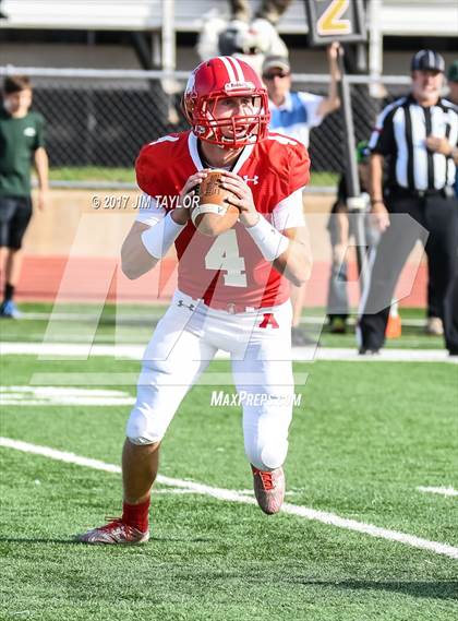 Thumbnail 3 in Albany vs. Santo (UIL 2A Region 2 Area Playoff) photogallery.
